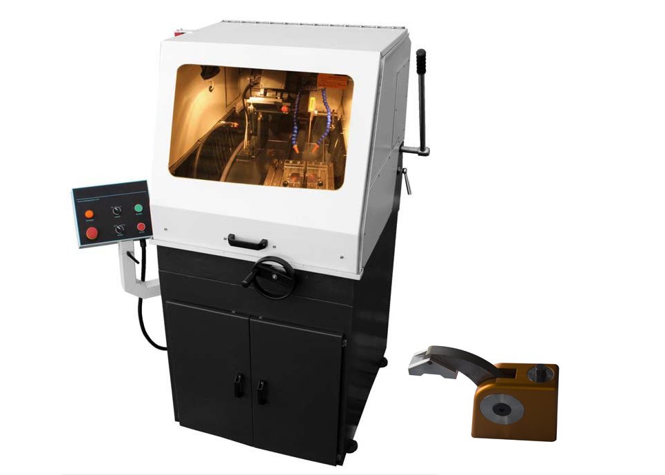 Mesin Pemotong Metalografi UniCut 400
